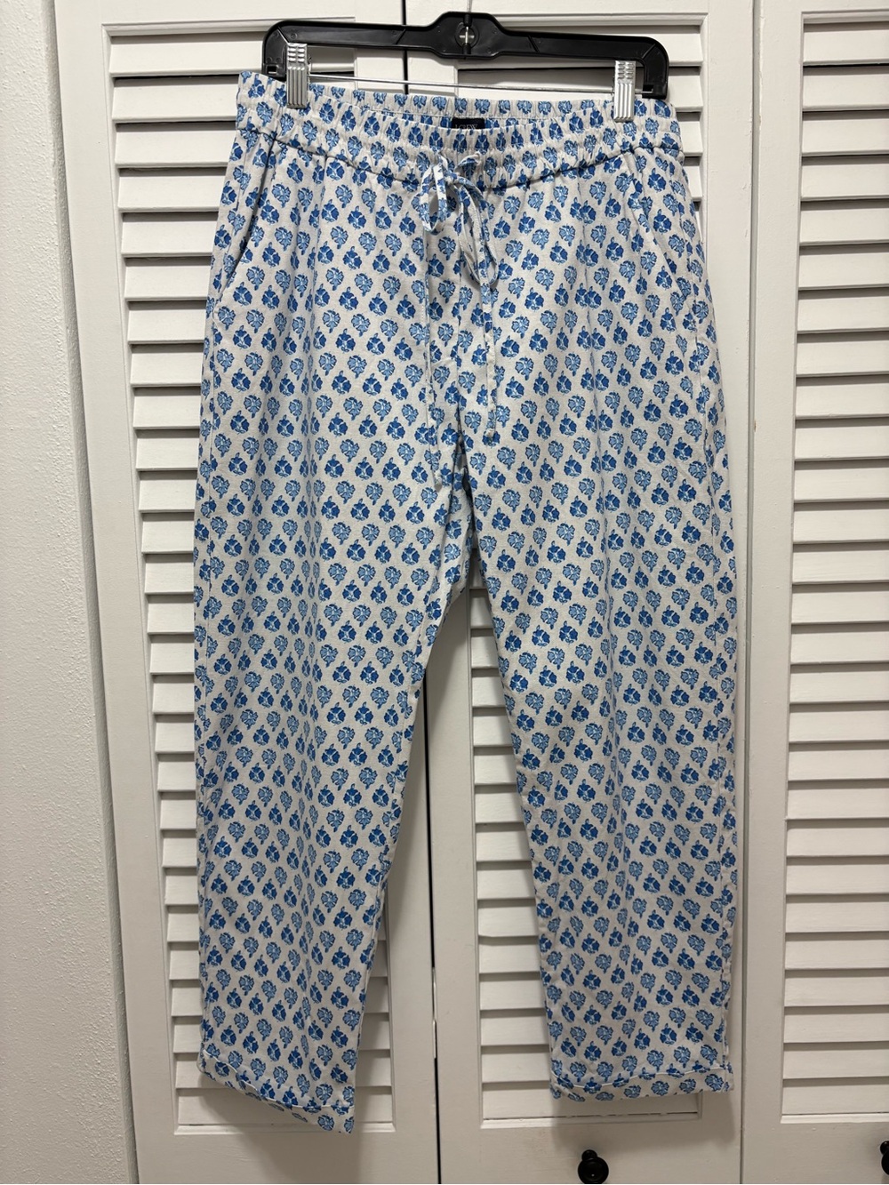 J. Crew White Straight-Leg Pants with Blue Floral Print